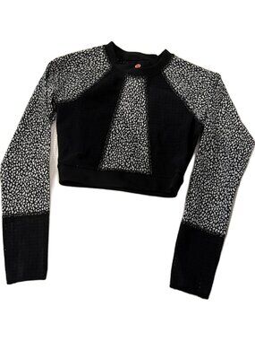 Lululemon Water Paddle Crop Top Reversible Rash Guard Black White Size 2-4
